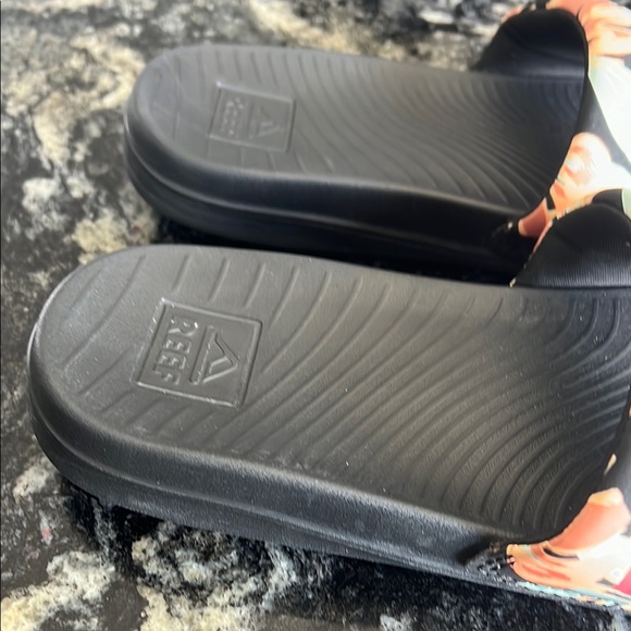 Reef Women's Sandals - Black with Orange and Blue Floral - Picture 3 of 11